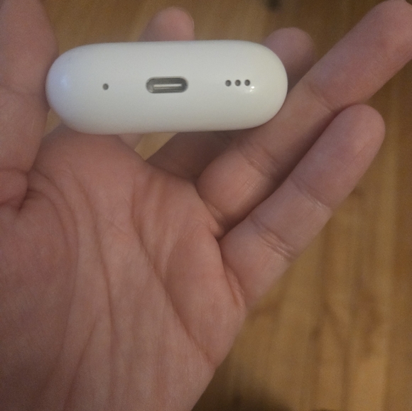Apple AirPods Pro Wireless Earbuds - Picture 4 of 5